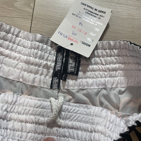 TUFF MUAI THAI SHORTS - Picture 3 of 4